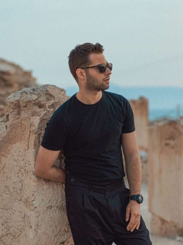 sretna bez mene, Neprežaljena, Najbolja drugarica, Najlepša moja a tuđa