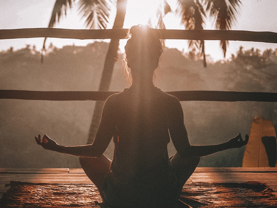 Nauči disati i smiriti se u trenutku, uz pomoć meditacije
