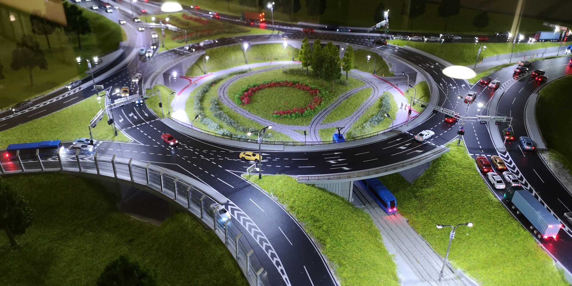 Izgradnja zagrebačkog Rotora trajala je tri mjeseca i uz nekoliko puta manje novaca