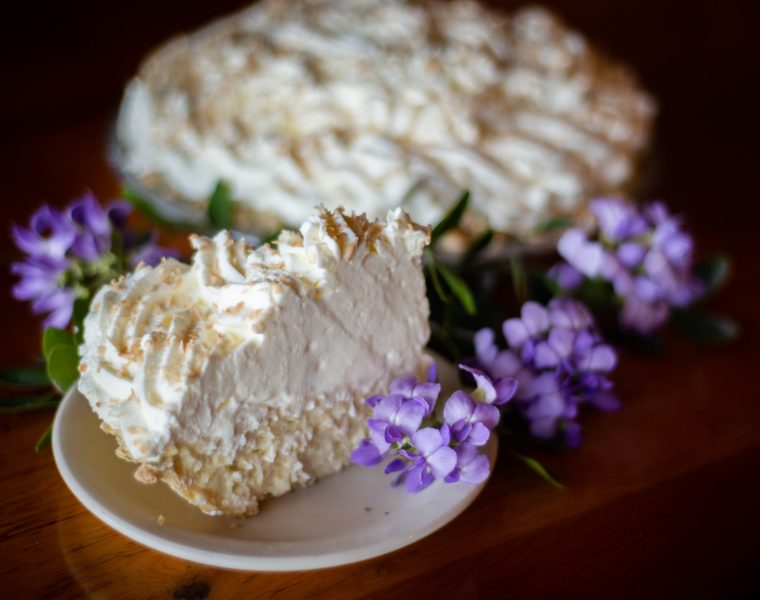 Kokosova oblak torta