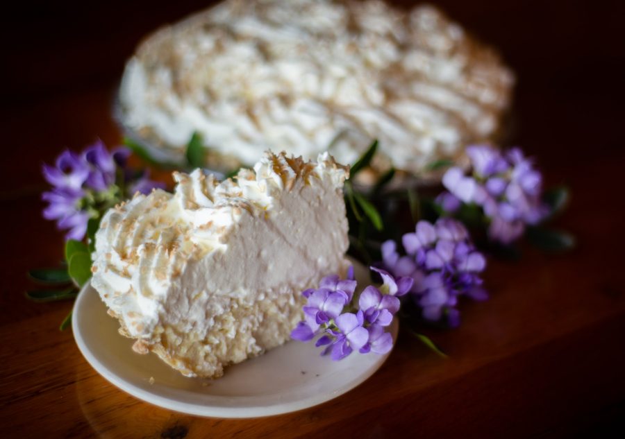 Kokosova oblak torta