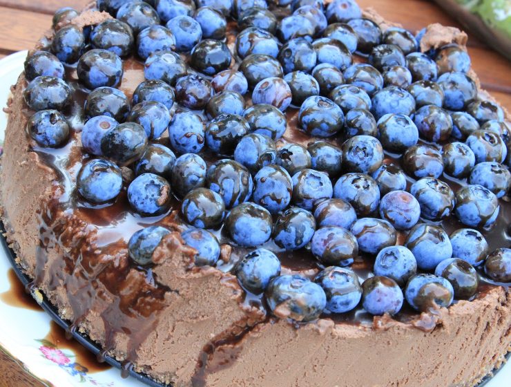 Njam recept: Čokoladni cheesecake s borovnicama