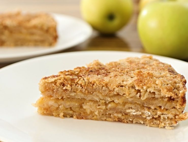 torta od jabuka i zobenih pahuljica