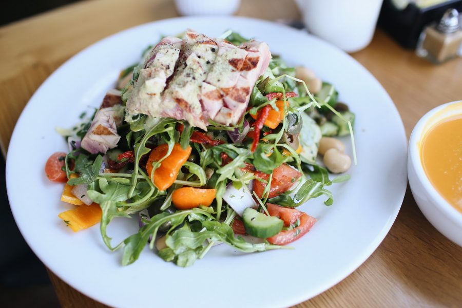 Mediteranska light salata