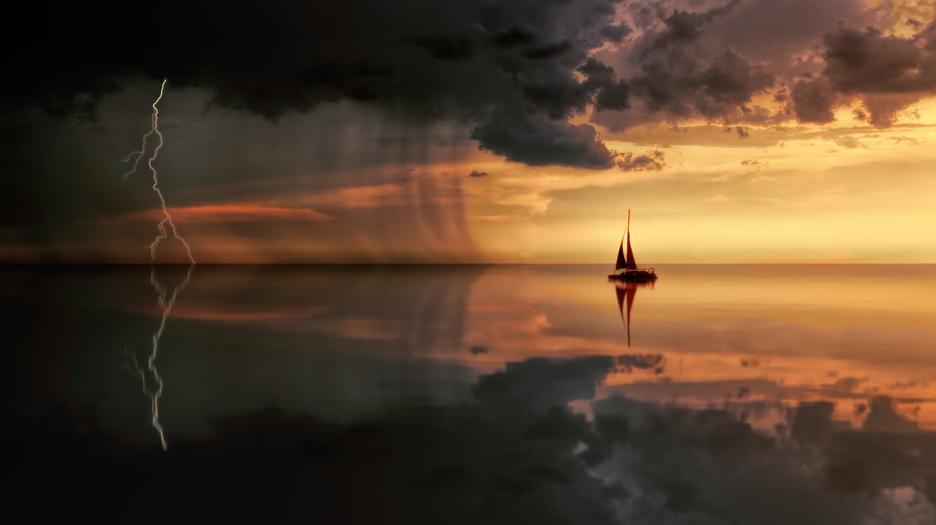 Živimo li svoj ili tuđi život?

silhouette photography of boat on water during sunset