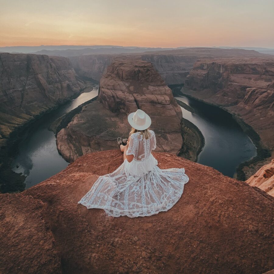Jeste li empat Koliko te drugi razumiju, sunset red woman rocks