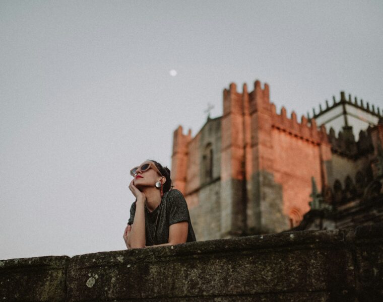 Koridor pomrčine, Opsežni & detaljni