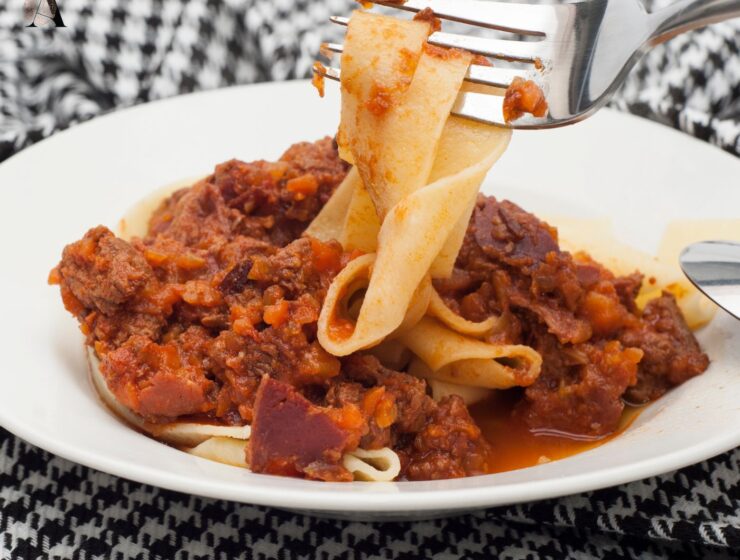 Teleći ragu s papardellama