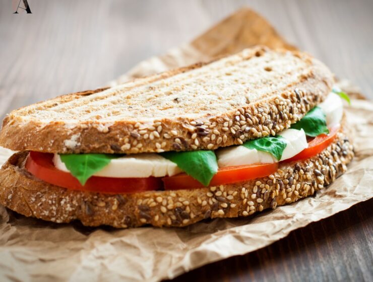 Caprese sendvič