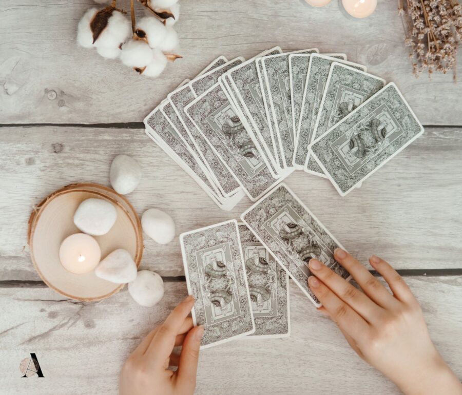 Tarot horoskop za srpanj Tarot horoskop za 2025.