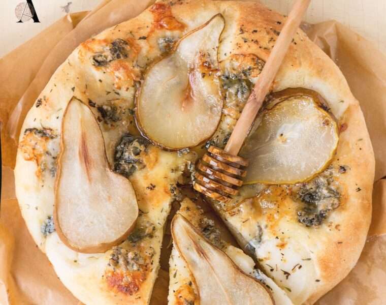 Jesenska focaccia s kruškom i gorgonzolom
