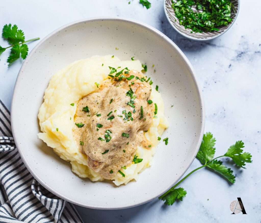 Piletina s bosiljkom i češnjakom