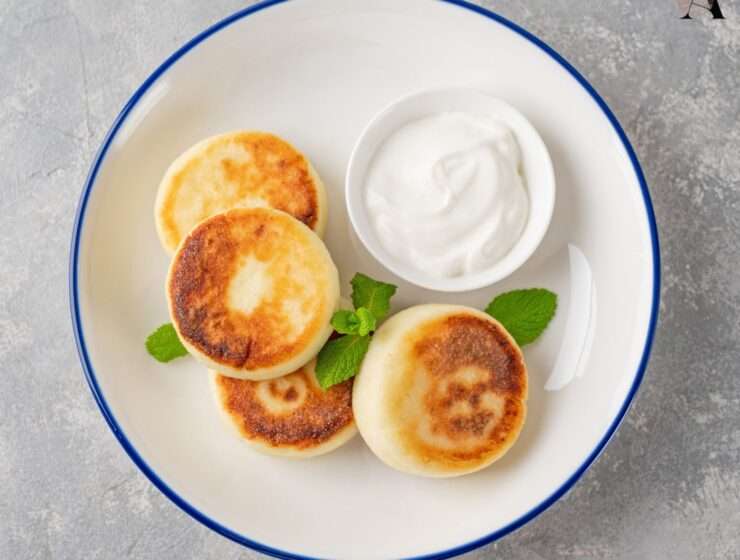 Jogurt uštipci sa sirom i šunkom