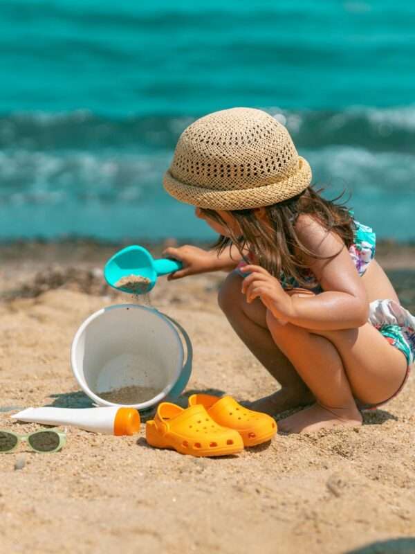 djeca na plaži
